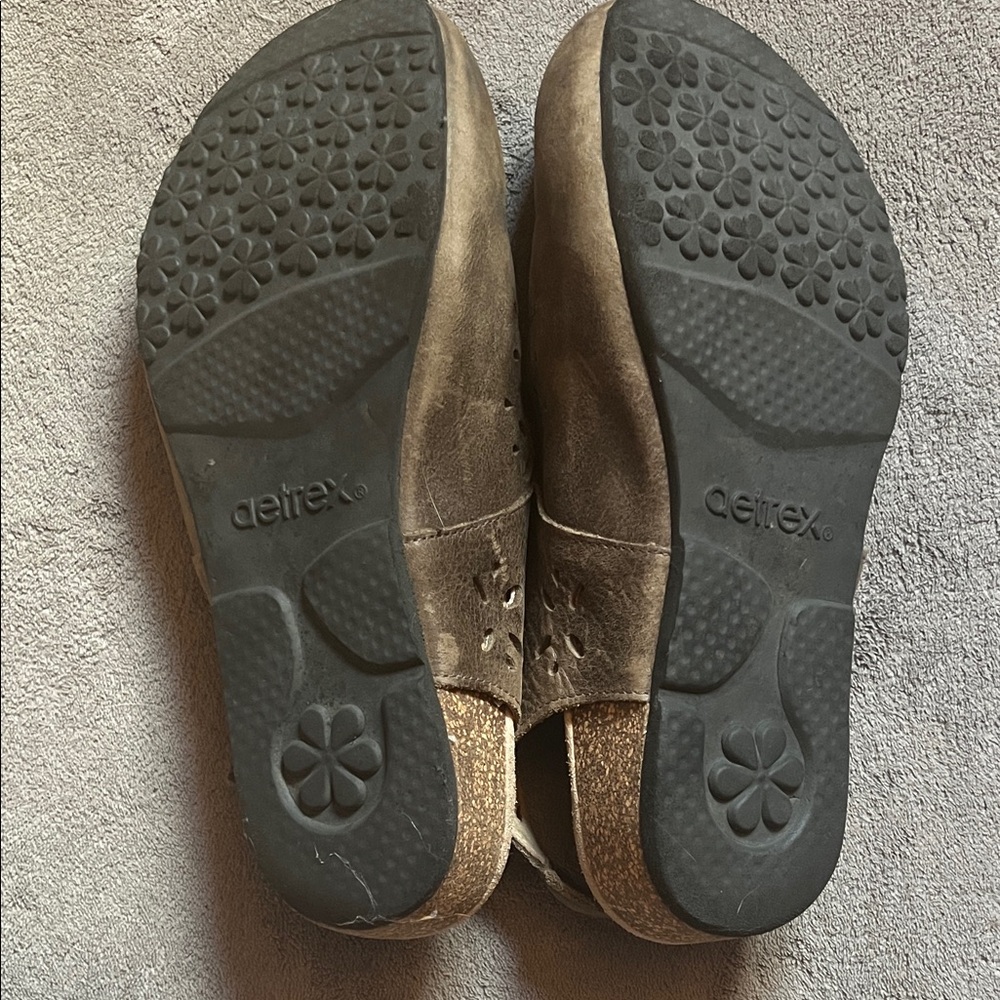 Aetrex Brown Leather Mary Jane Women's Shoes - Picture 3 of 3